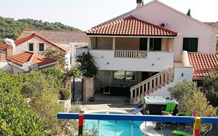 Villa Gemini